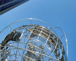 Il Globo della Trump Tower,a Columbus Circle,
New York. - ICP, Milano