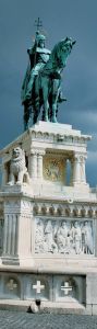 Budapest: la statua equestre di Santo Stefano, primo re d' Ungheria - Dafne Cimino